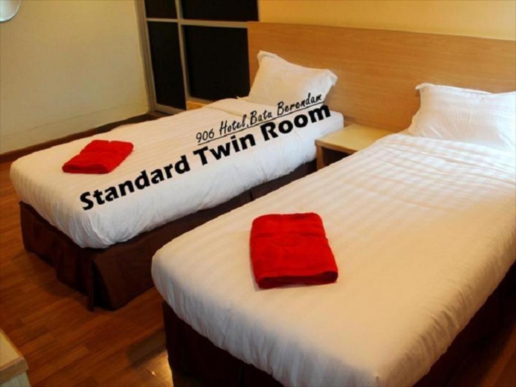 906 Hotel Batu Berendam Malacca Bagian luar foto