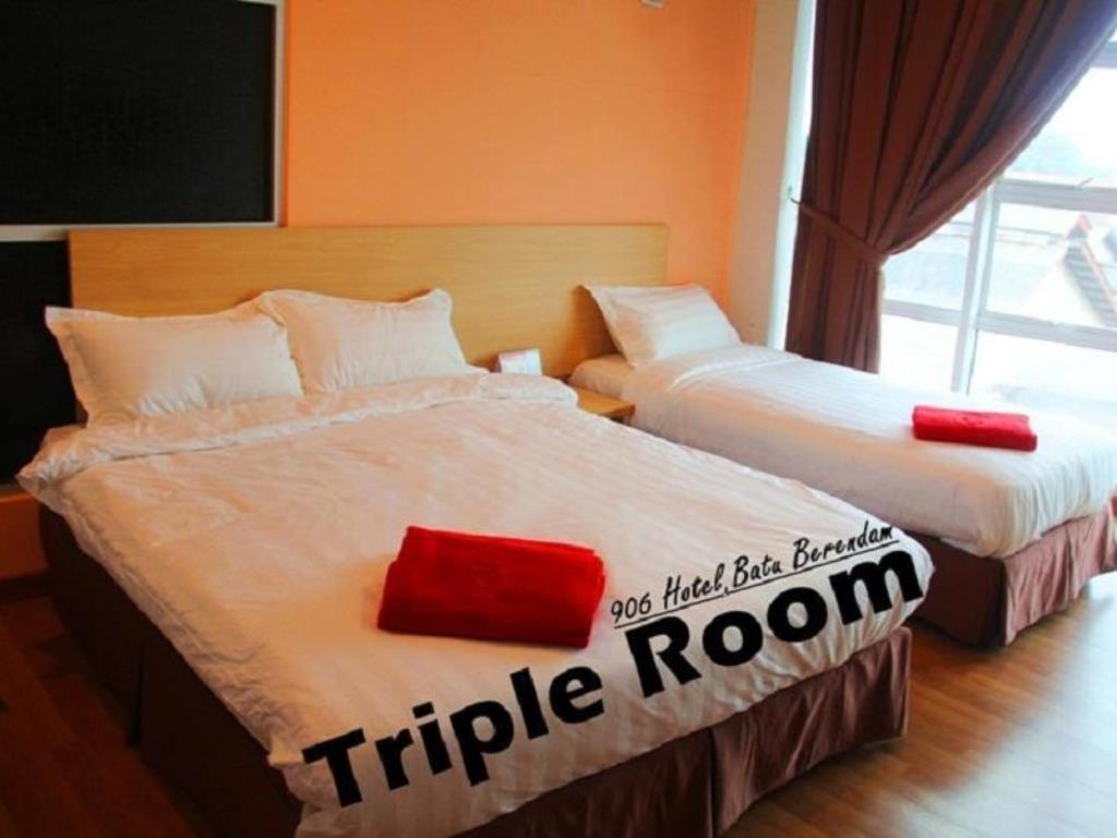 906 Hotel Batu Berendam Malacca Bagian luar foto