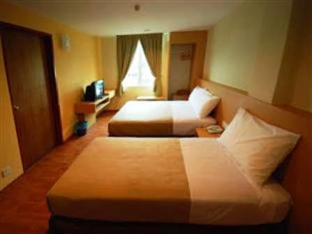906 Hotel Batu Berendam Malacca Bagian luar foto