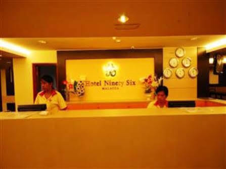 906 Hotel Batu Berendam Malacca Bagian luar foto